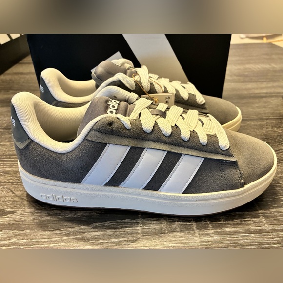 🤍 Adidas Grand Court Alpha 00s Gray White Sneakers Men’s 8.5 Casual Shoes NWT - Picture 13 of 16